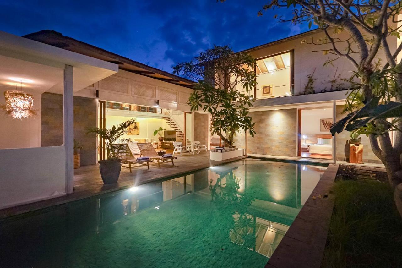 Bias Villa Seminyak Esterno foto