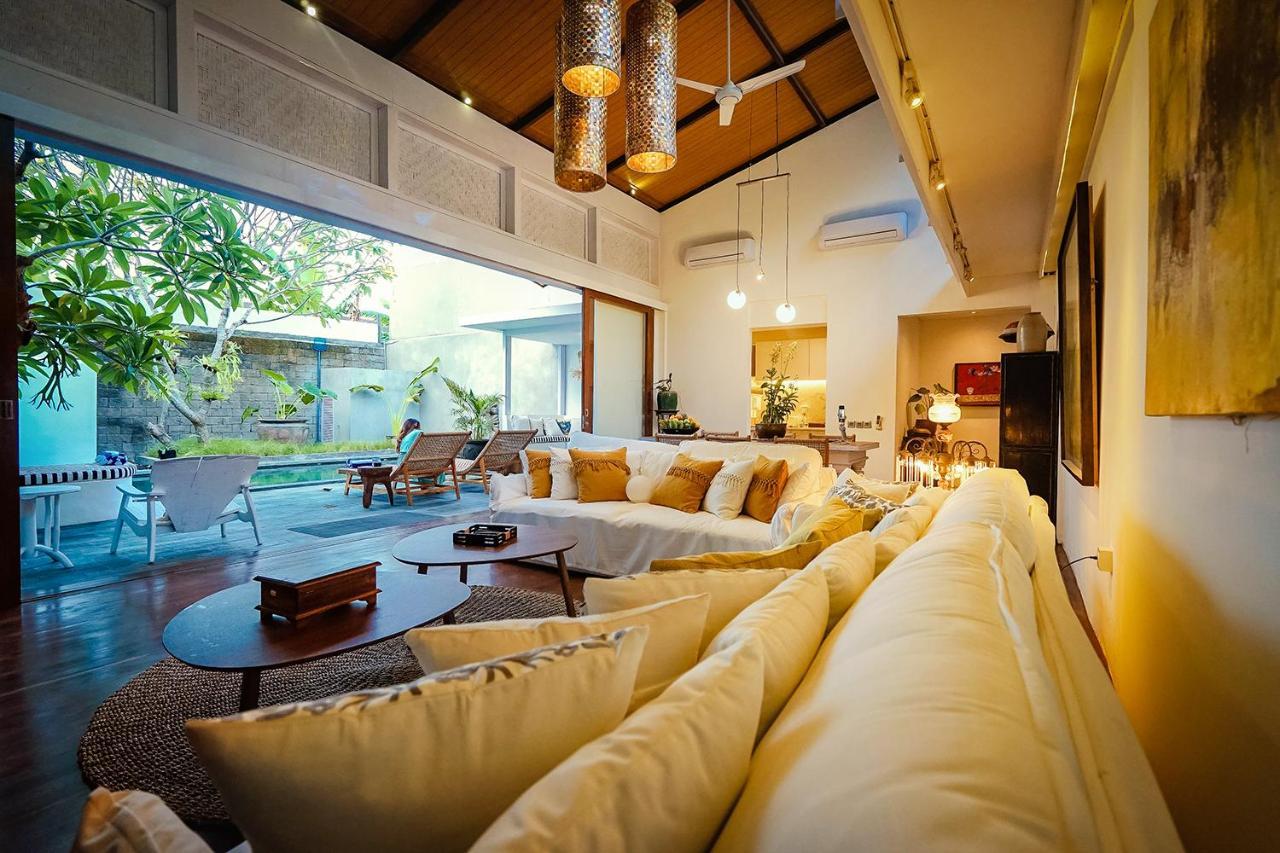 Bias Villa Seminyak Esterno foto