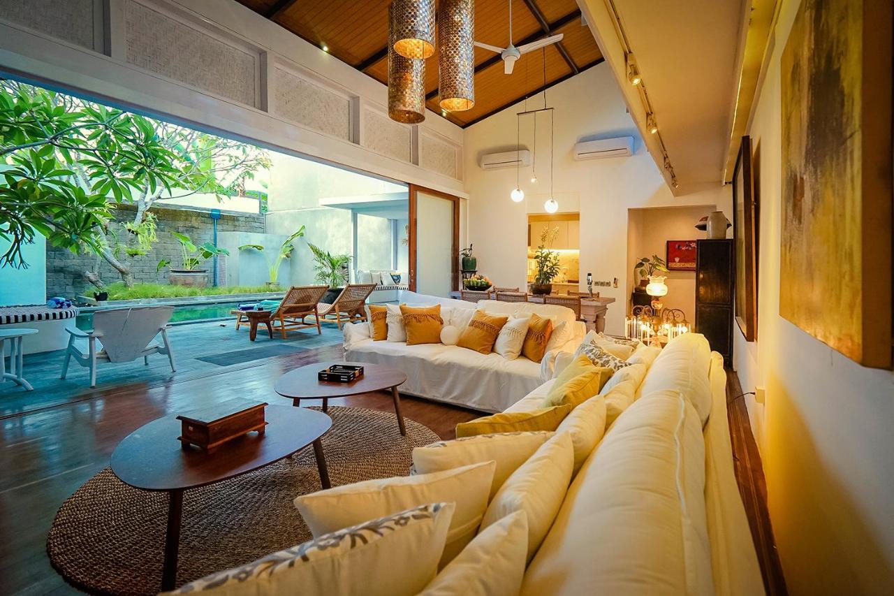 Bias Villa Seminyak Esterno foto