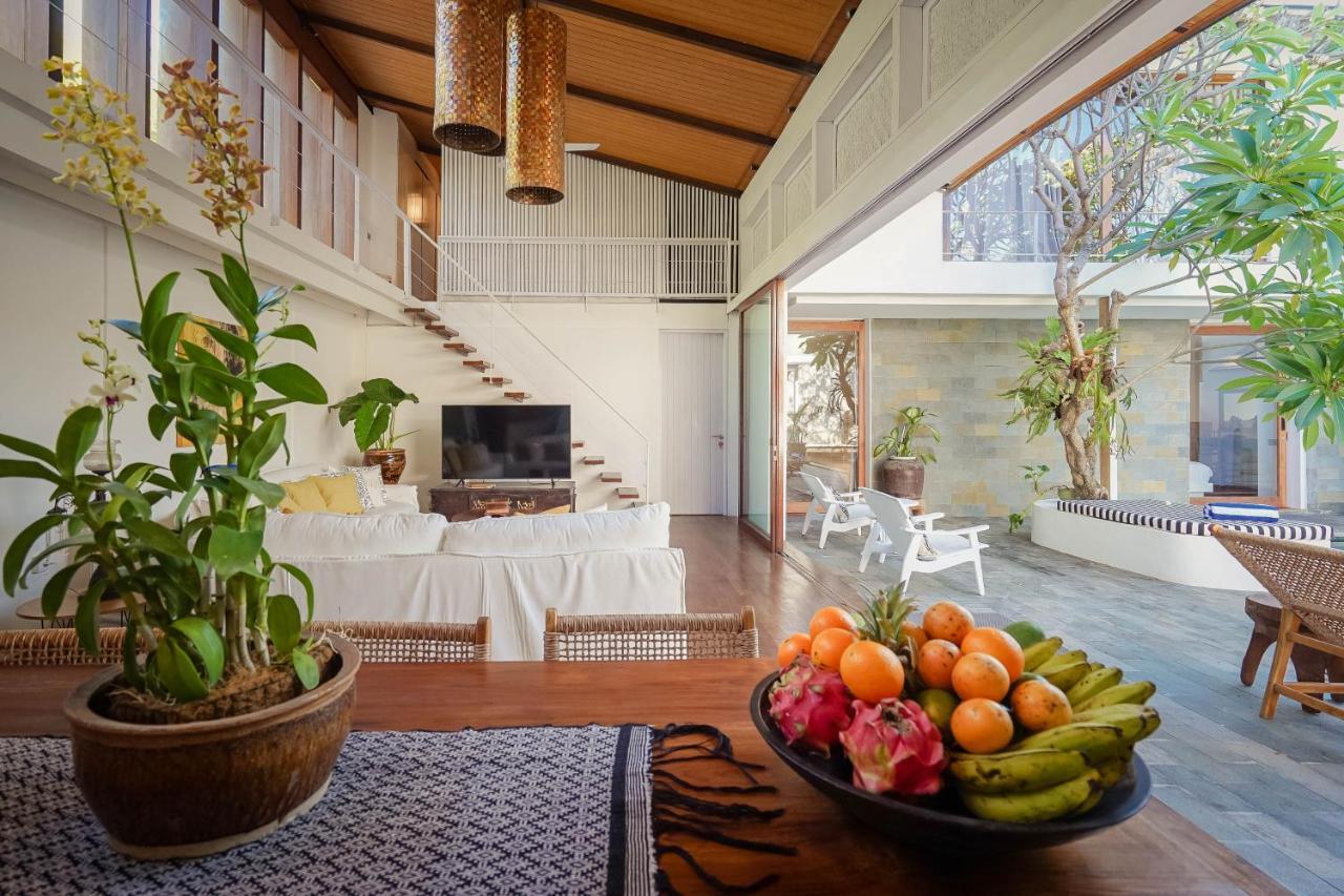 Bias Villa Seminyak Esterno foto