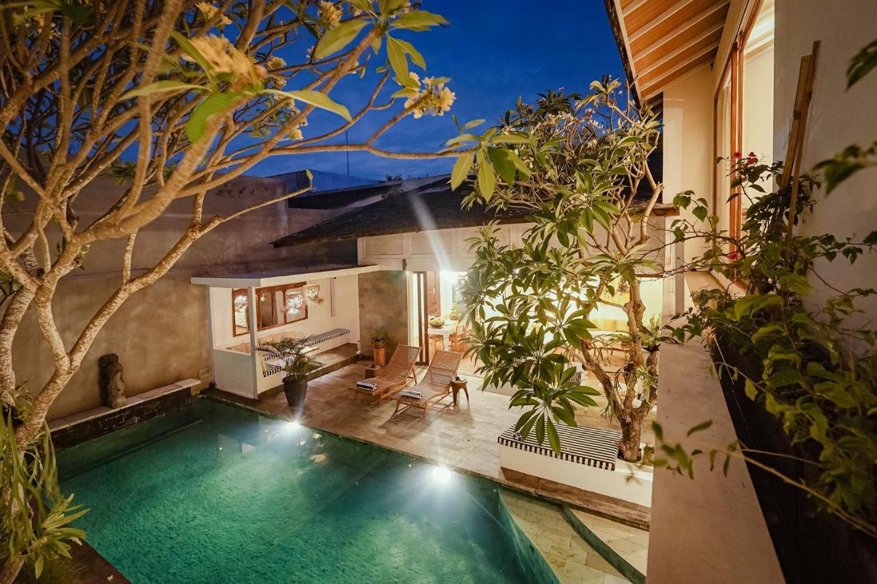 Bias Villa Seminyak Esterno foto